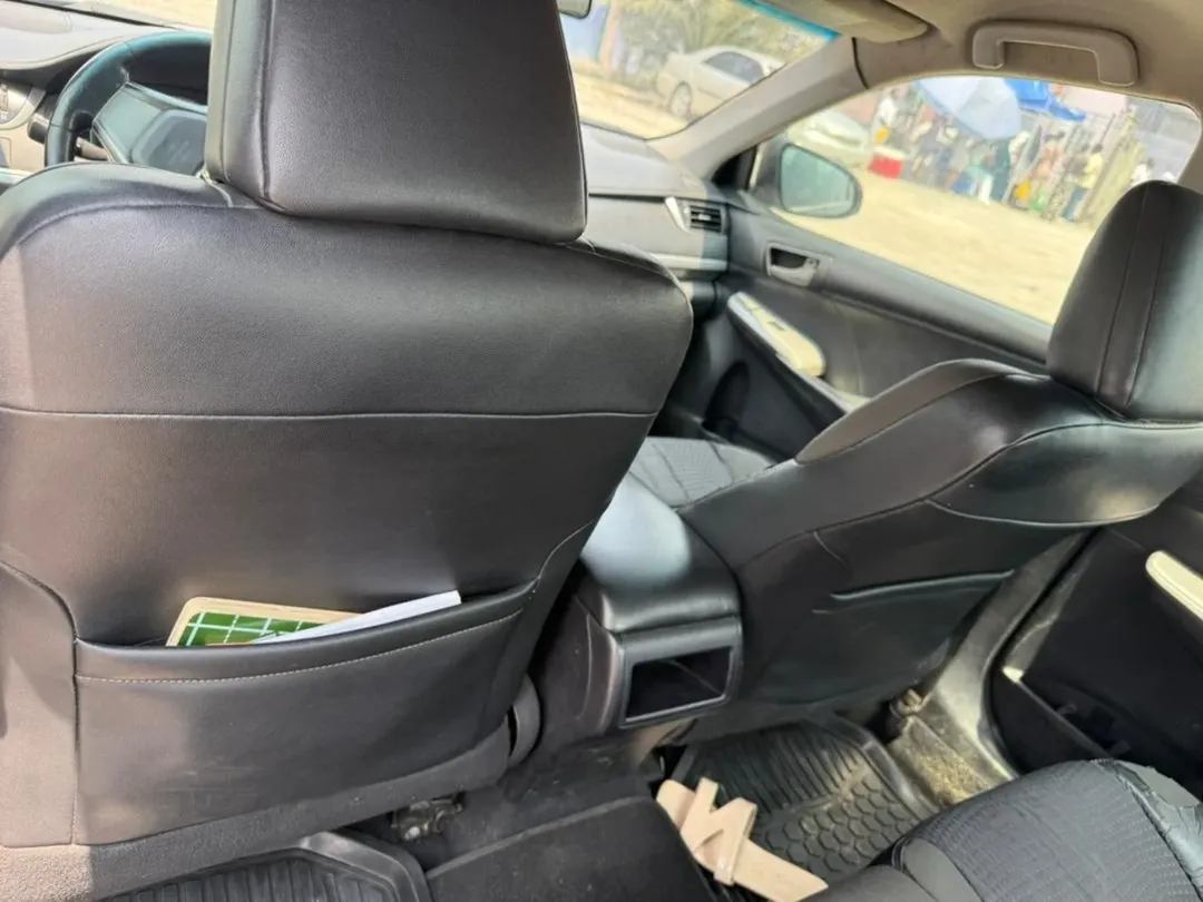 2012 Camry SE: Flawless Engine & AC, Just 9.7M