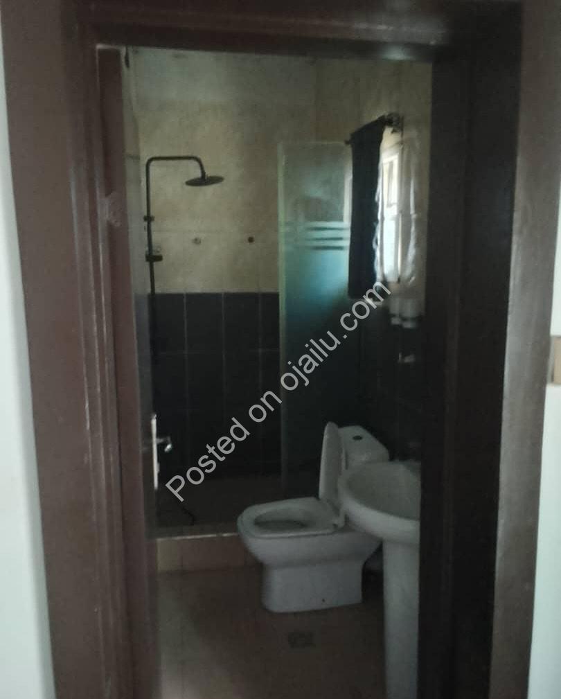 Lekki Phase 1 Gem: 2-Bed Ensuite Haven