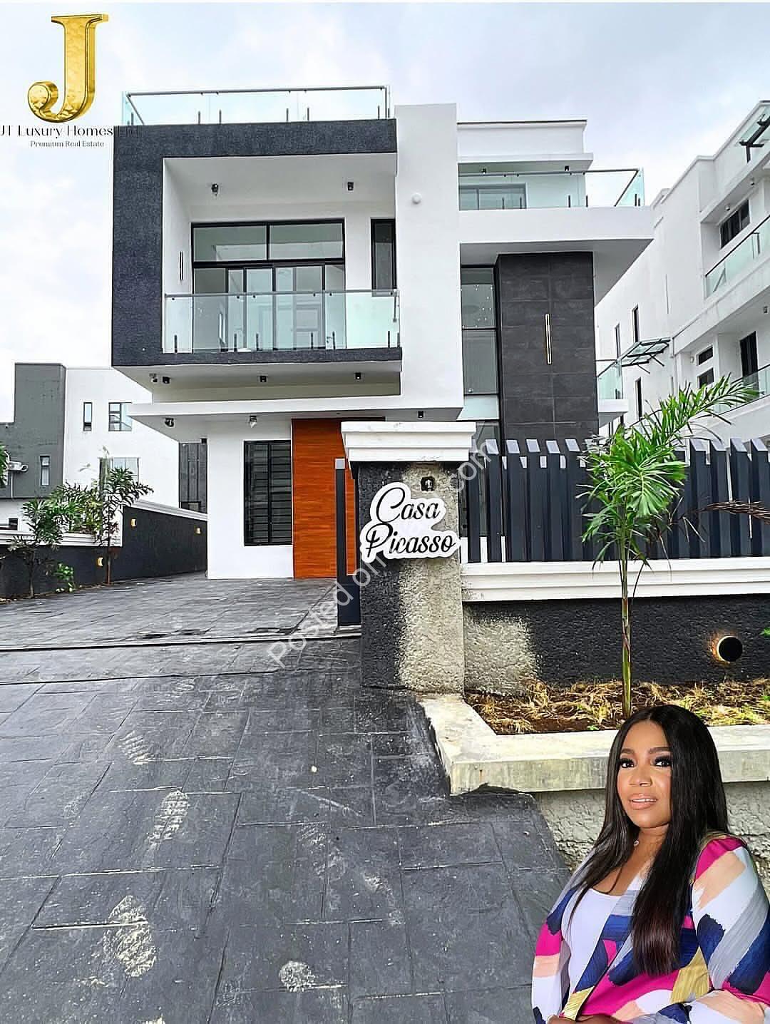 Lekki’s Ultimate 5-Bedroom Smart Estate Oasis