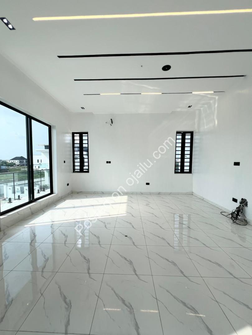 5-Bed Ajah Palace: Pool, BQ & Governor’s Consent