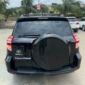 Luxury 2012 RAV4 Limited: Sunroof & Papers