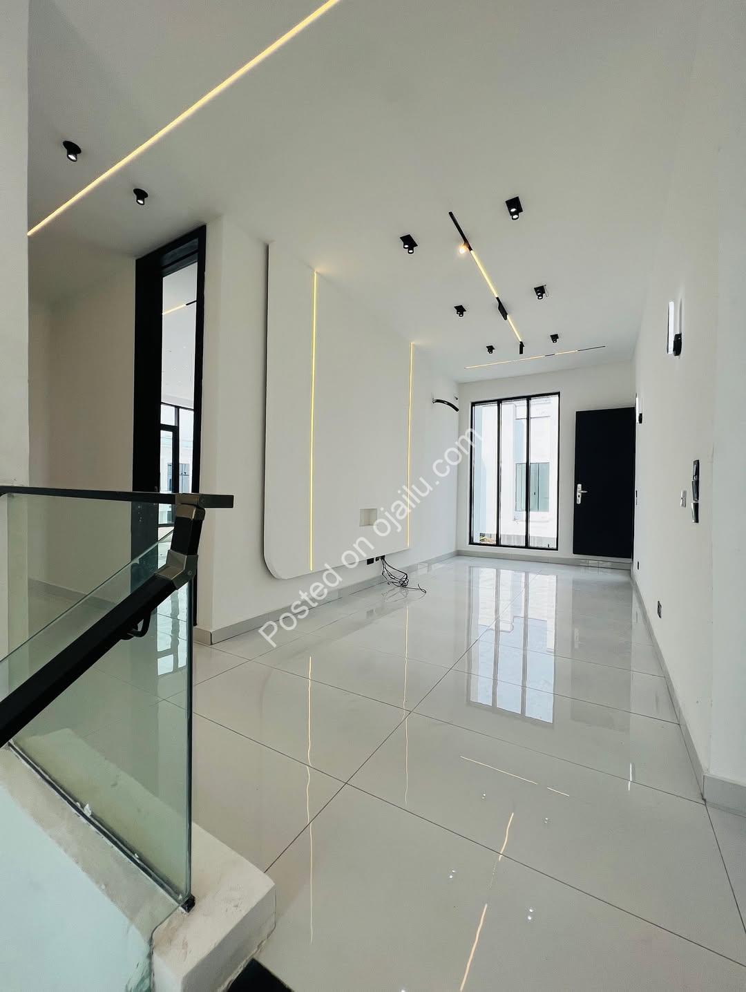 Lekki’s Ultimate 5-Bedroom Smart Family Sanctuary