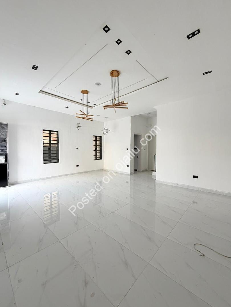 Stunning 5-Bedroom Haven in Prime Ikota