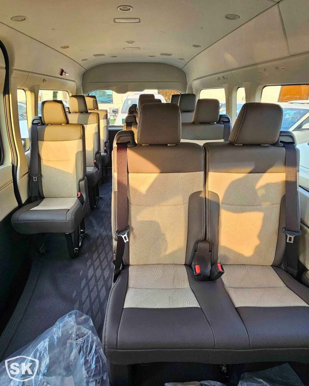 2026 Toyota Hiace: Roomy & Reliable 2.8L Diesel