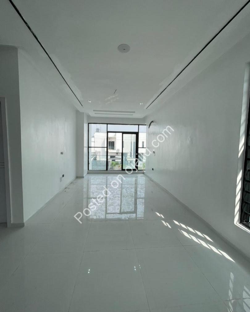 Luxury 5-Bedroom Estate with Cinema & Pool