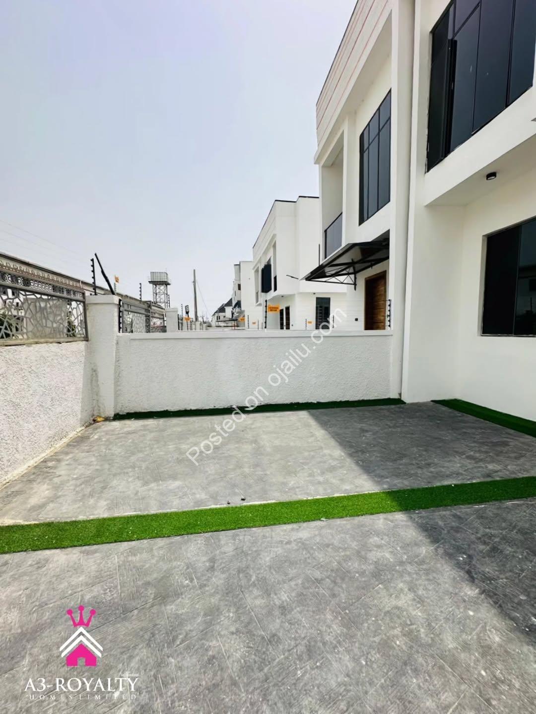 Move-In Ready 3/4BED Duplex in Gated Lekki Estate