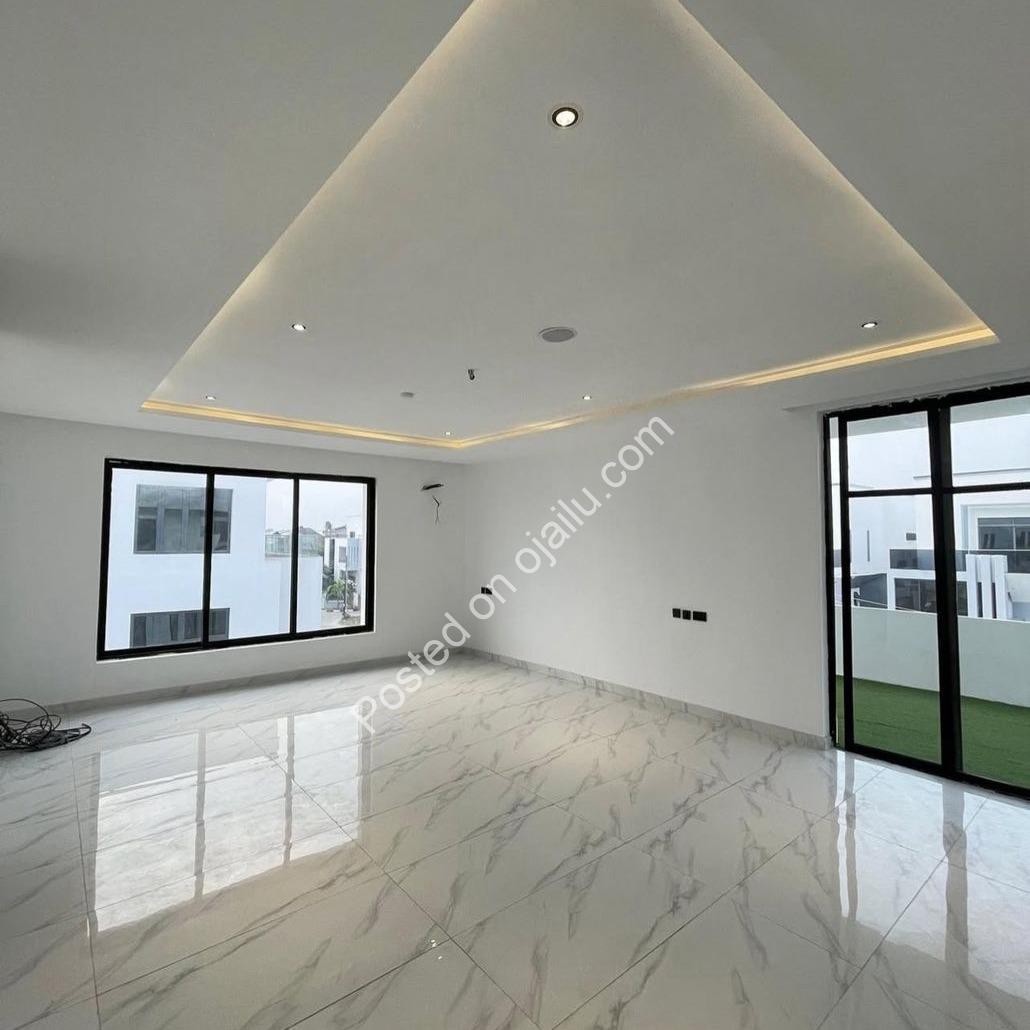 Orchid Lekki’s Ultimate 5-Bedroom Estate with Pool & Cinema