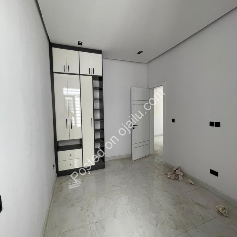 Exquisite 4-Bed Duplex in Prime Ikota Lekki