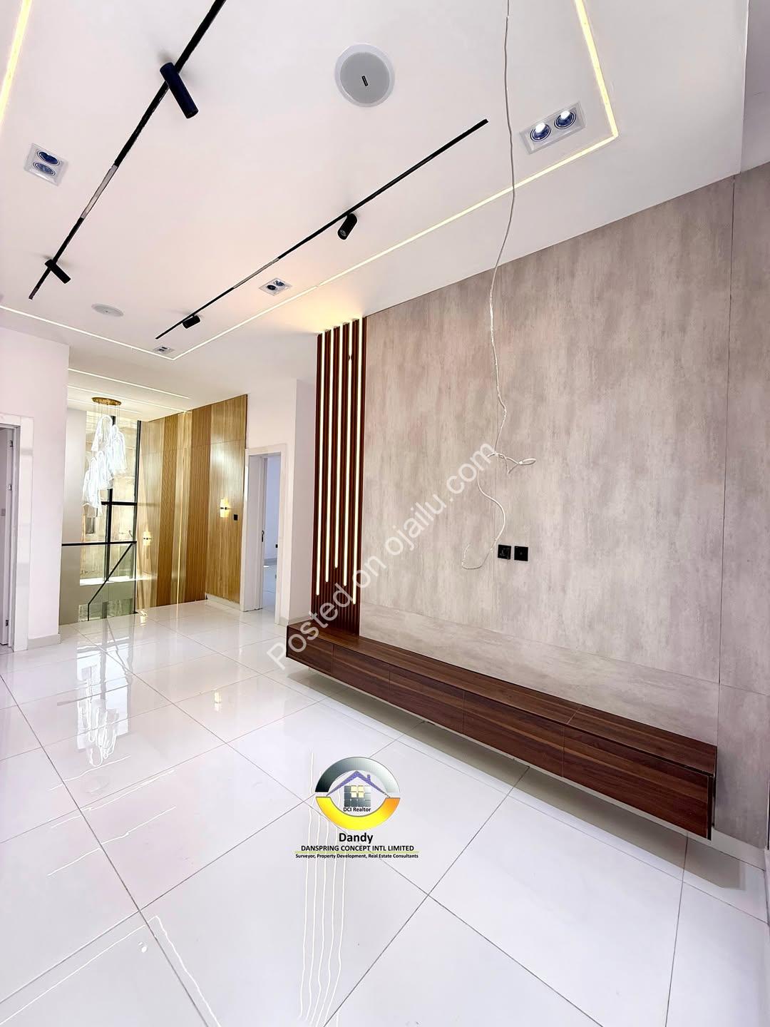 Fully Automated 5-Bedroom Haven with Pool in Lekki