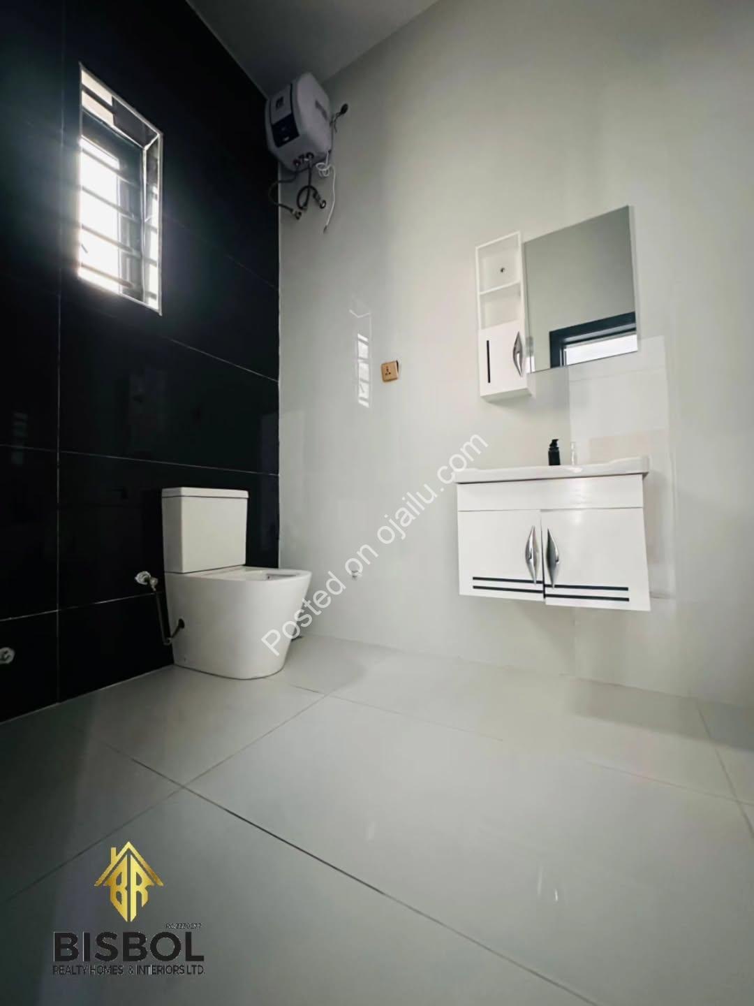 Move-In Ready 5BR Duplex in Gated Lekki Estate