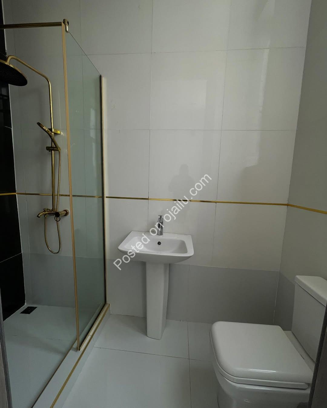 Opulent 5-Bed Duplex with BQ in Secure Lekki Estate