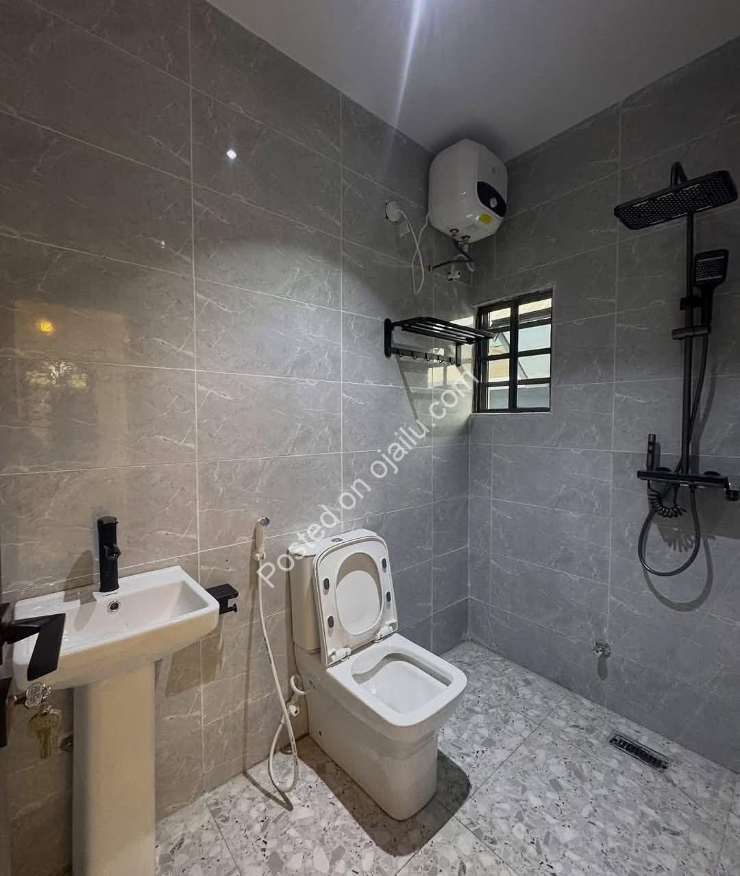 Dream Family Haven: Modern 3-Bed Bungalow in PH