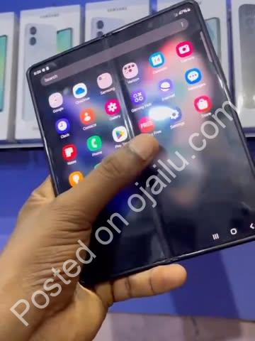 Unfold Innovation: Samsung Fold 3, Premium & Ready