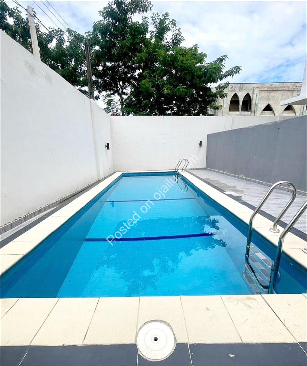Exclusive 4-Bedroom Haven in Ikoyi with Pool & Gym