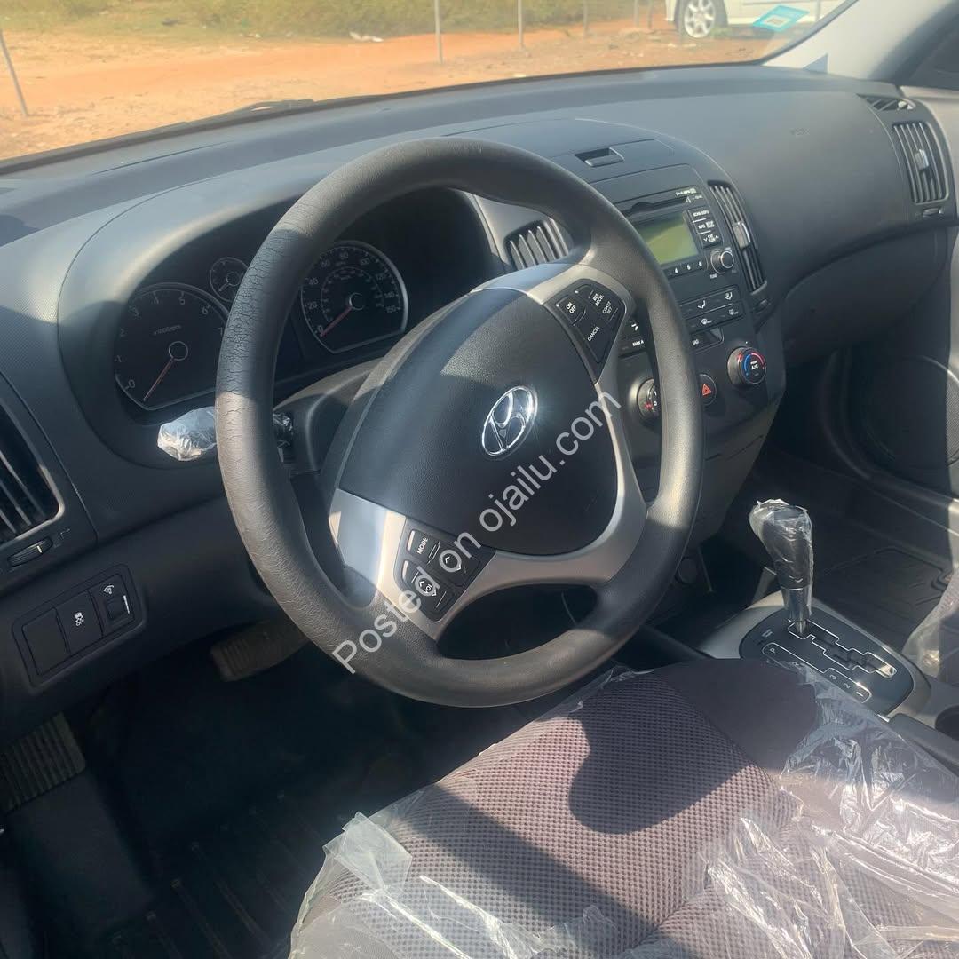 Spacious Hyundai Elantra Touring: Perfect Family Ride in Abuja