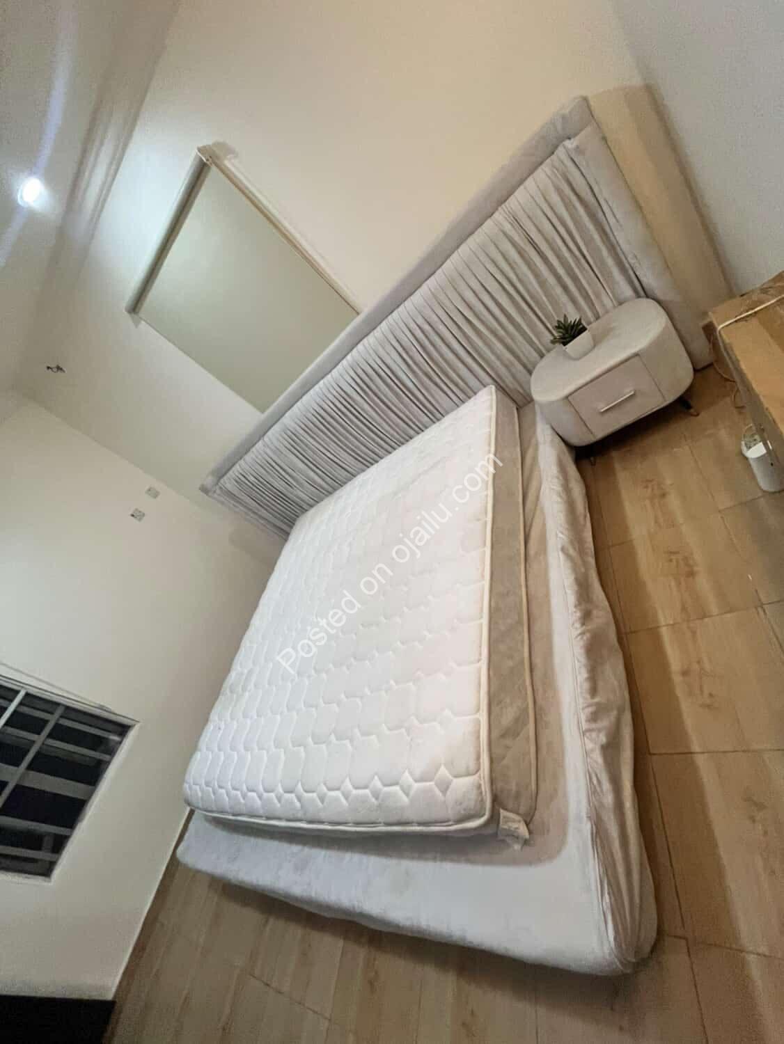 Luxury 7×7 Bedframe w/ Storage Drawer | Magodo