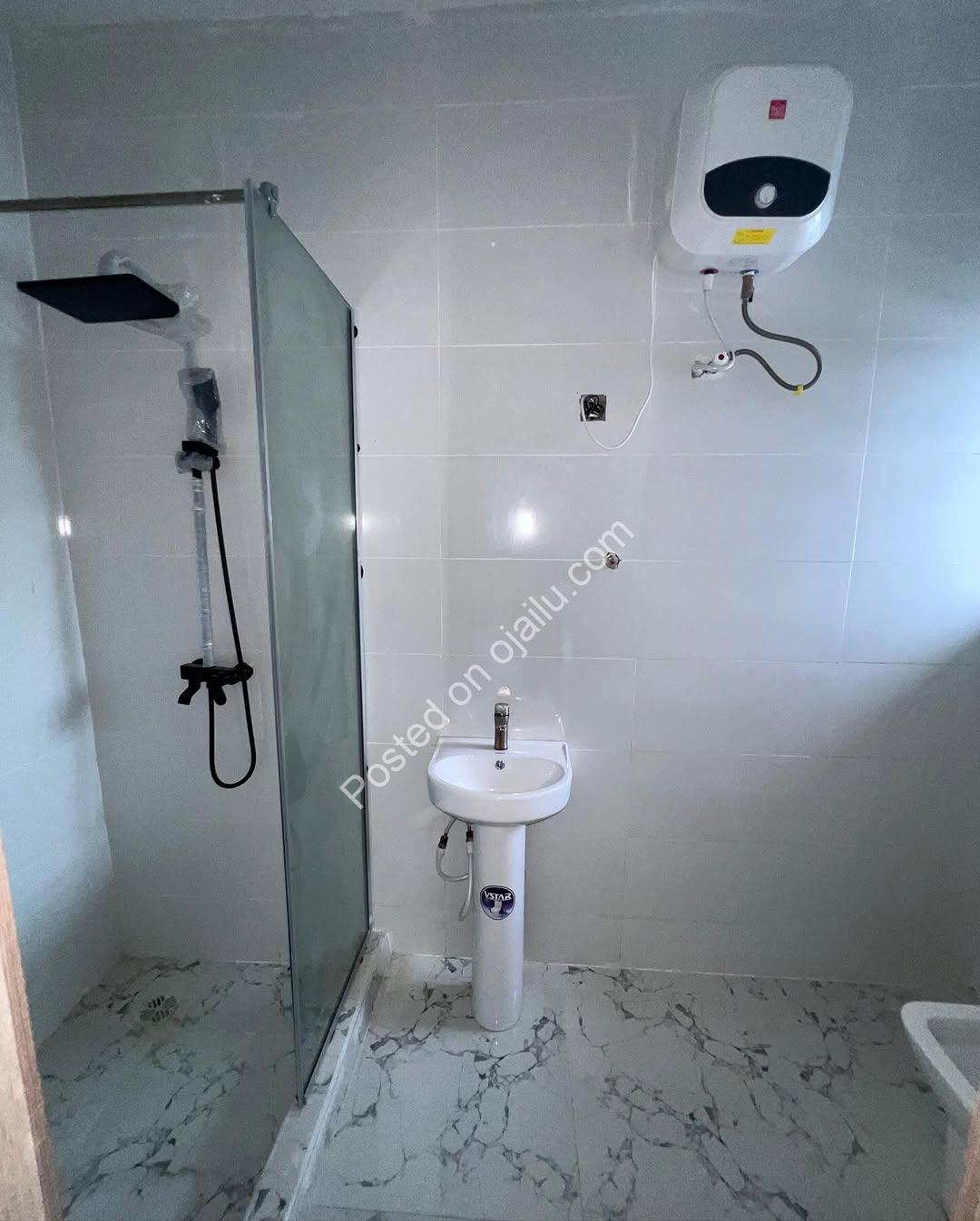 Spacious 3-Bed Maisonette with BQ in Prime Lekki