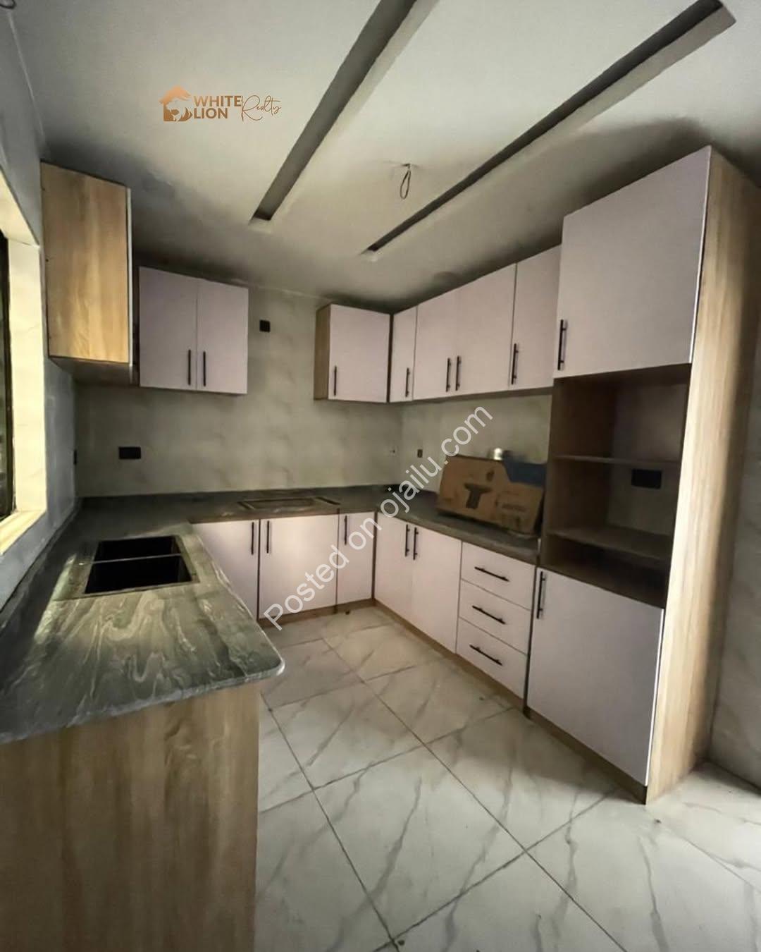 Sleek 4-Bed Duplex with Premium Finishes in Lekki