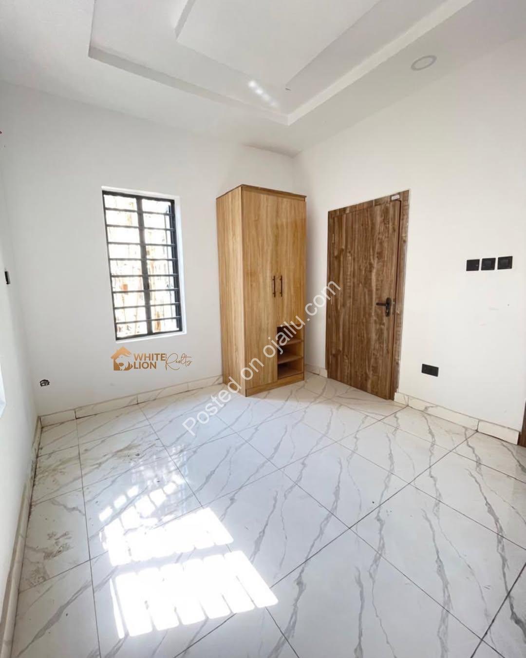 Sleek 4-Bed Duplex with Premium Finishes in Lekki