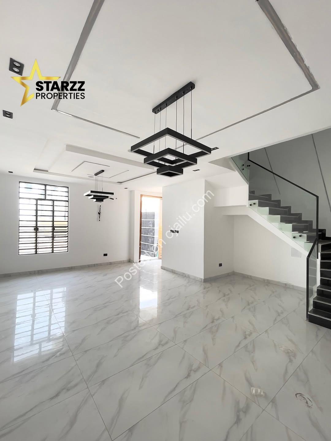 Brand New Chevron Haven: 4-Bed Ensuite Duplex with Luxury Finishes