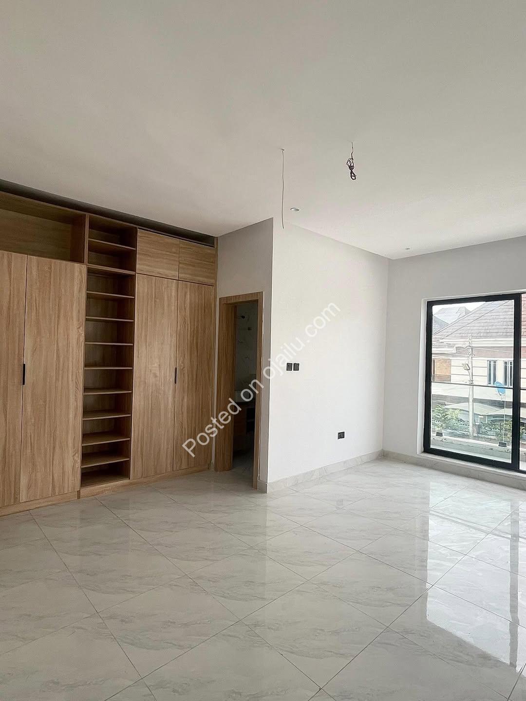 Brand New Chevron Alt Estate Gem: 4BR Duplex + BQ & Pool