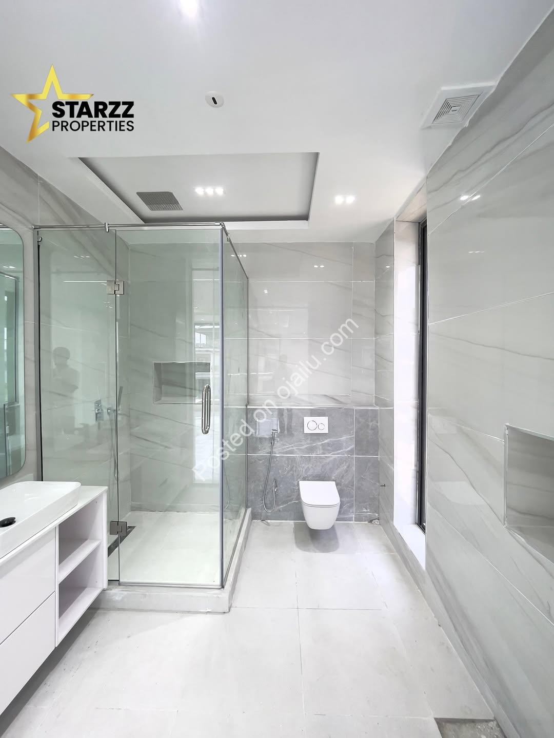 5-Bed Ikate Palace with Rooftop Oasis