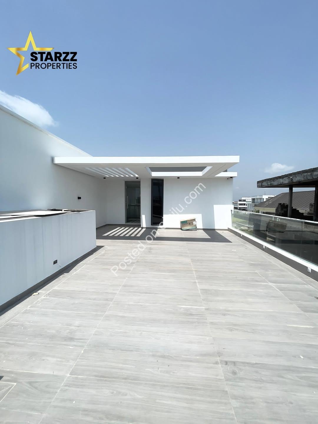 5-Bed Ikate Palace with Rooftop Oasis