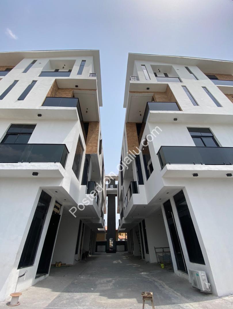 Exquisite 4-Bed Terraced Duplex in Prime Lekki