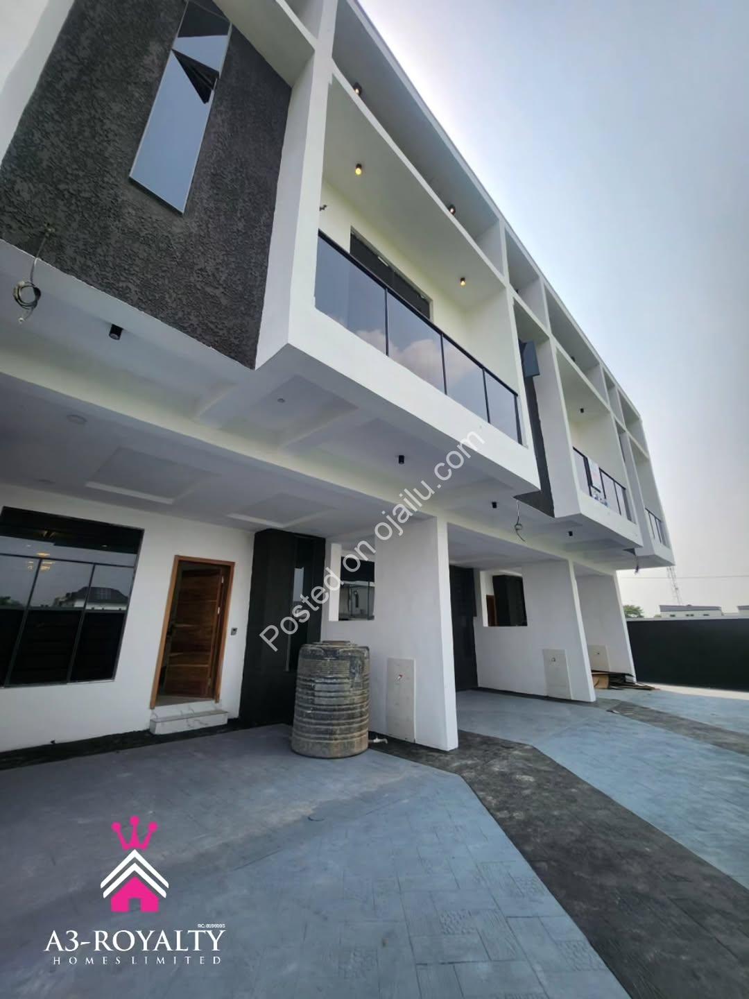 Move-In Ready 3BR Duplex in Prime Lekki