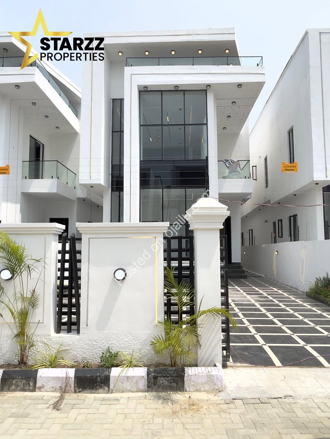 Sleek 5-Bed Duplex with Resort-Style Pool in Ajah