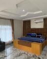 Stunning 5-Bed Furnished Haven in Diamond City