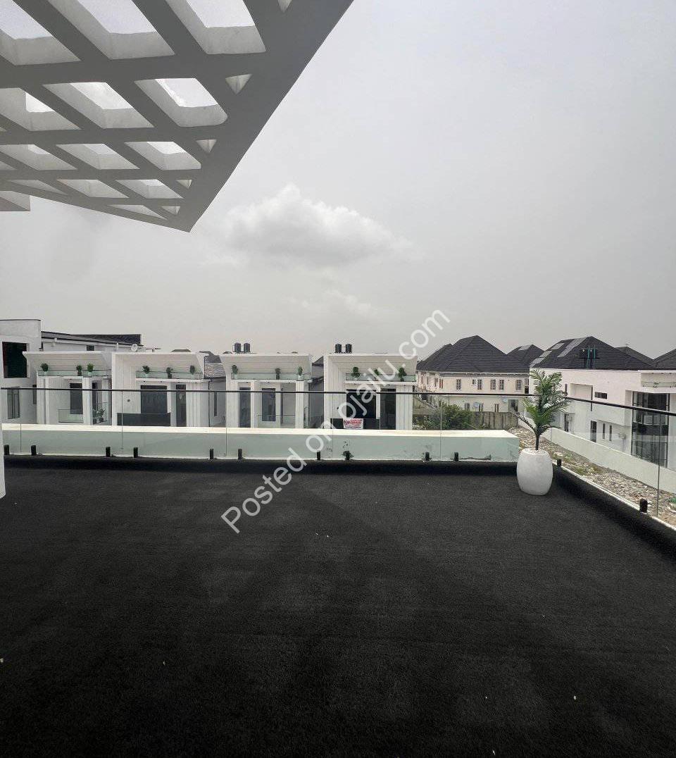 Lekki’s Ultimate 5-Bed Duplex with Private Pool & Cinema