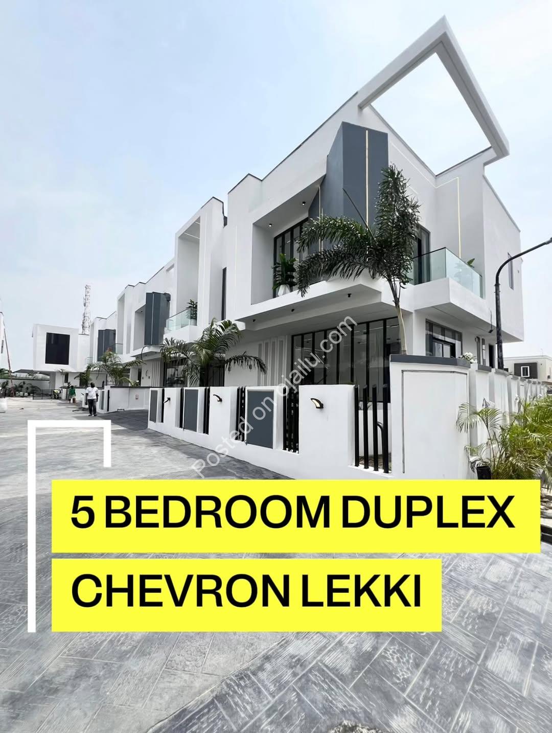 Spacious 5-Bedroom Haven in Prime Lekki