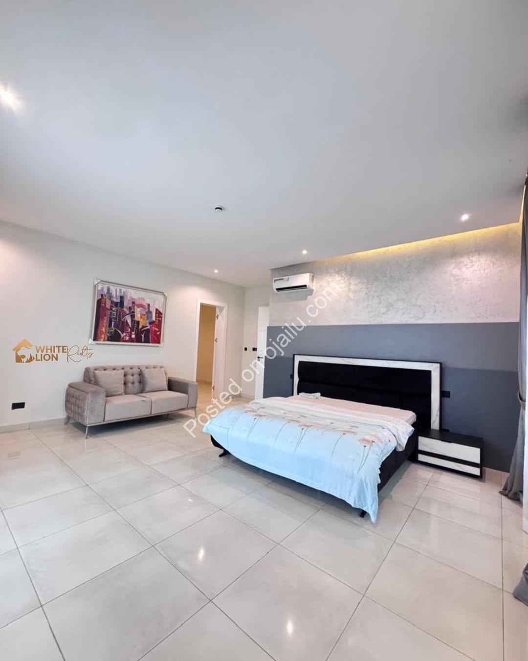 Opulent 5-Bed Duplex with Resort-Style Pool in Lekki