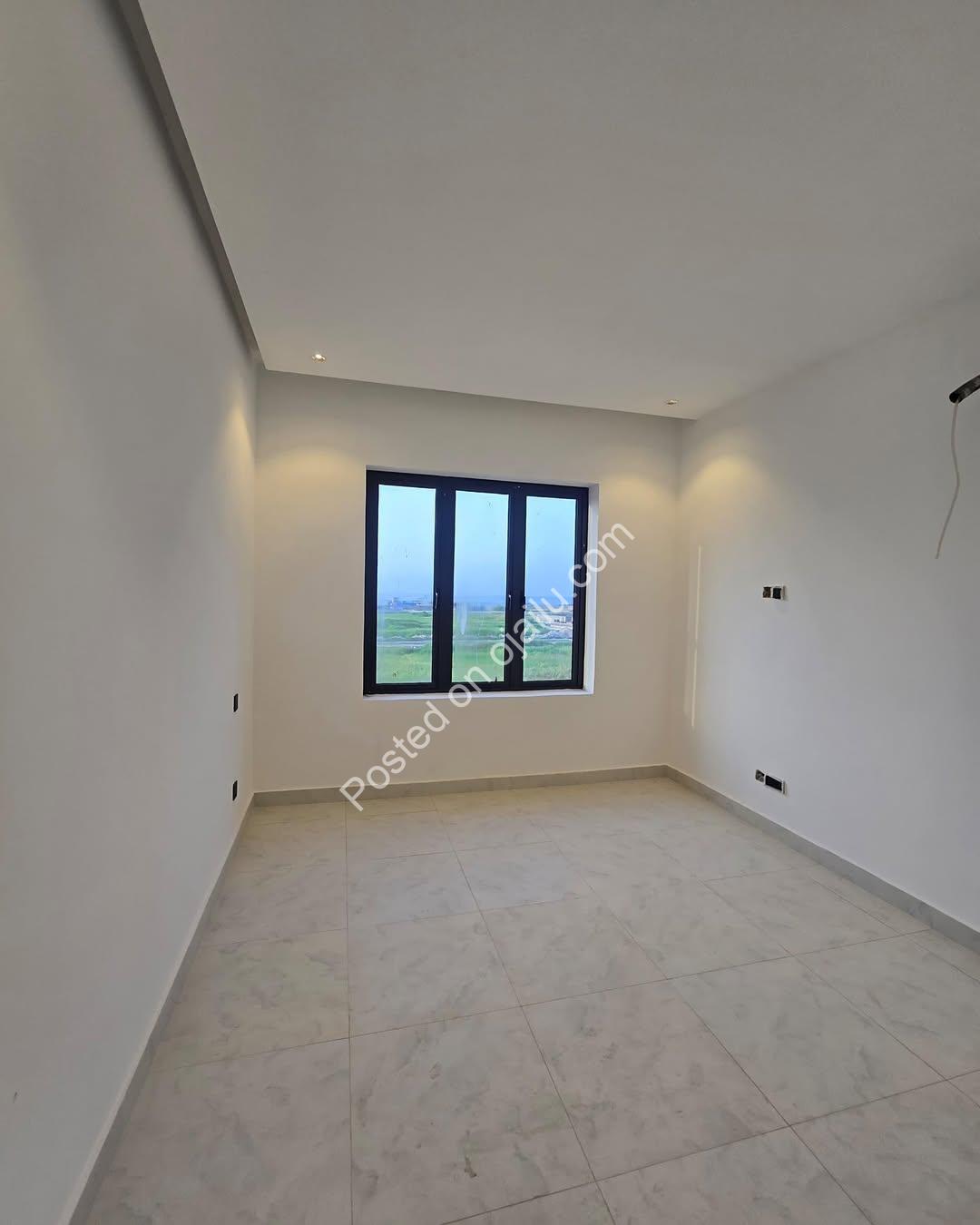 Lekki 1 Sanctuary: 4-Bedroom Haven of Quiet Luxury