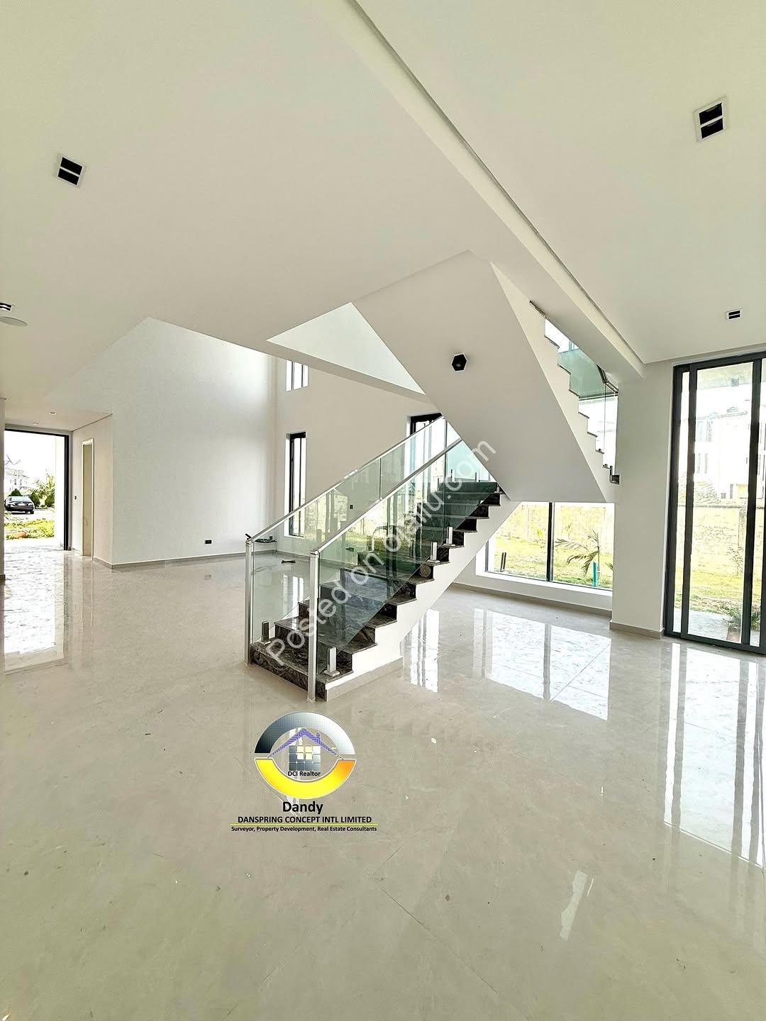 Lekki’s Ultimate 4-Bed Duplex with Cinema & Pool