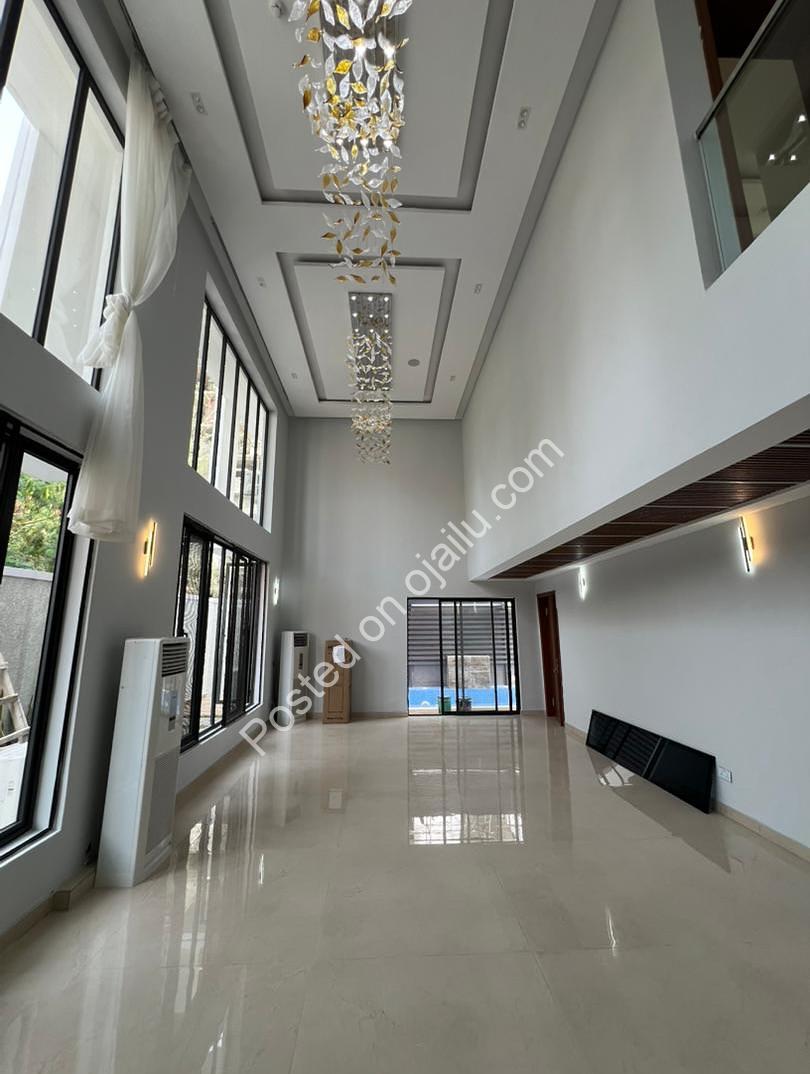 Exclusive 6-Bed Duplex with BQ on Banana Island