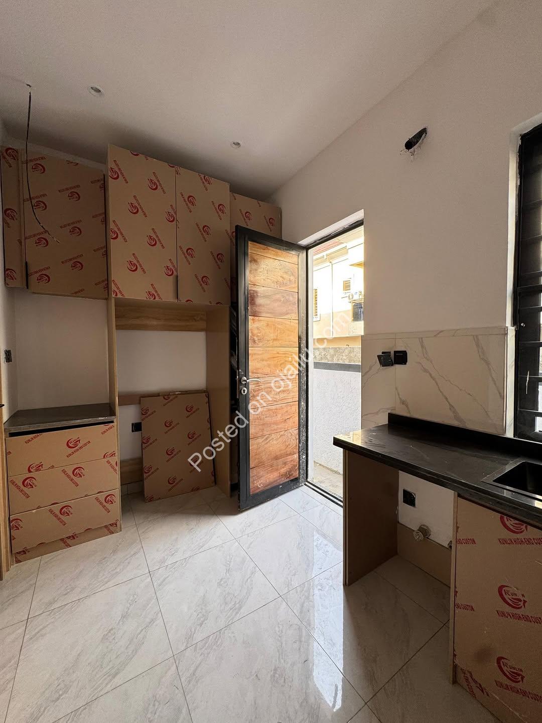 Luxury 4-Bed Duplex in Secure Chevron Estate