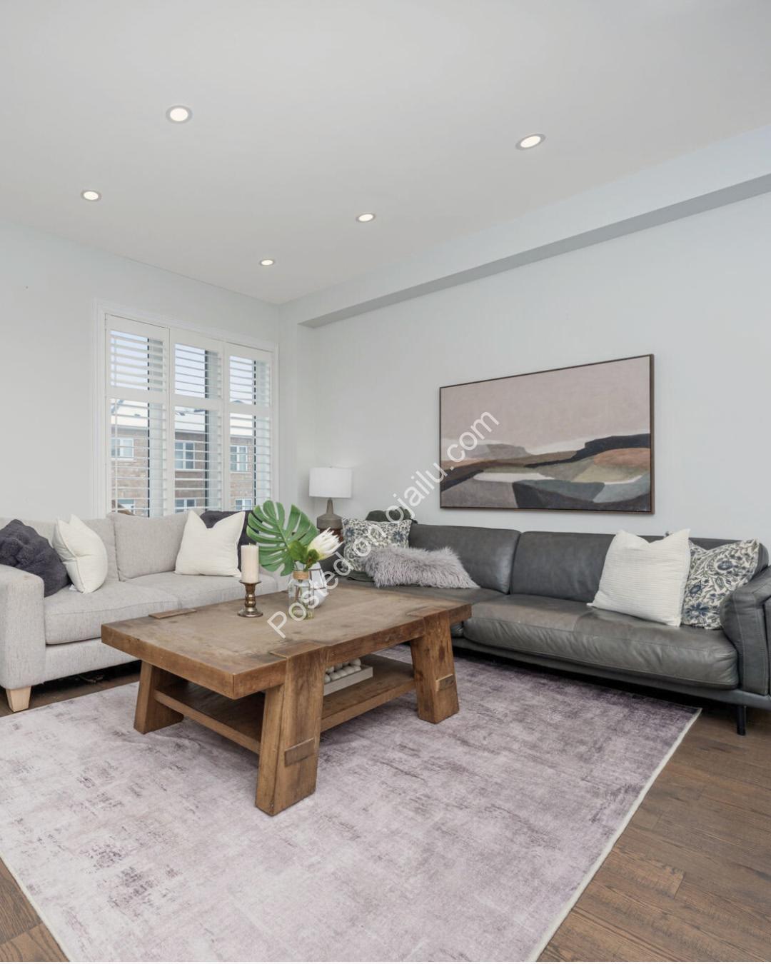 Stylish Townhome: Park-Side Living & Luxe Finishes