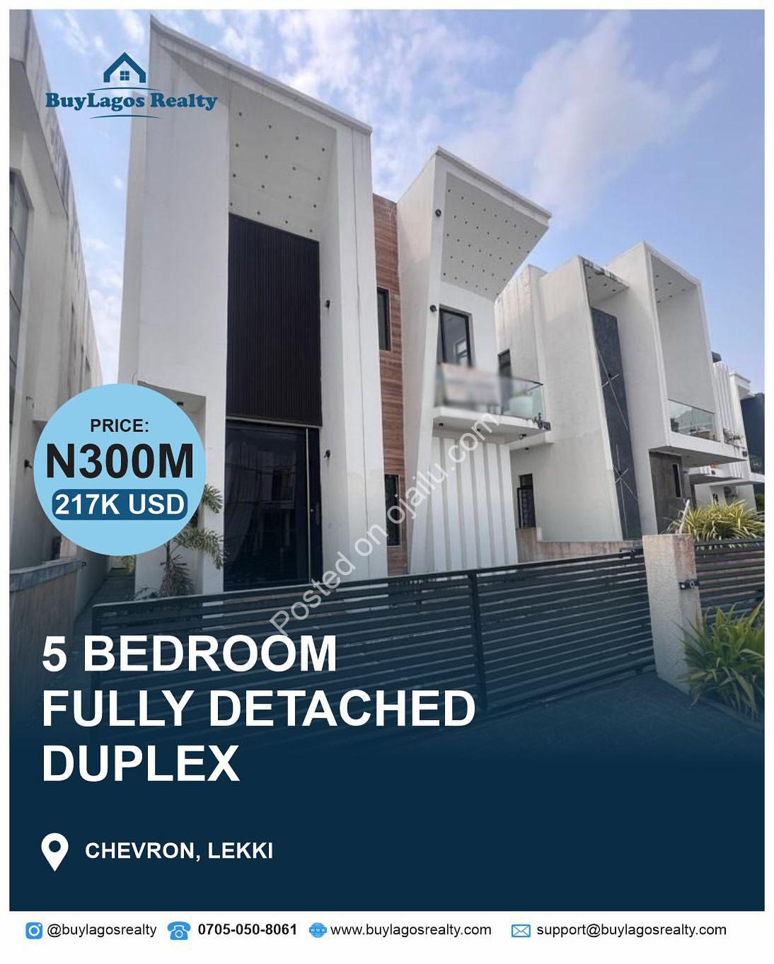 5-Bed Chevron Haven: Ensuite Luxury & BQ for 300M