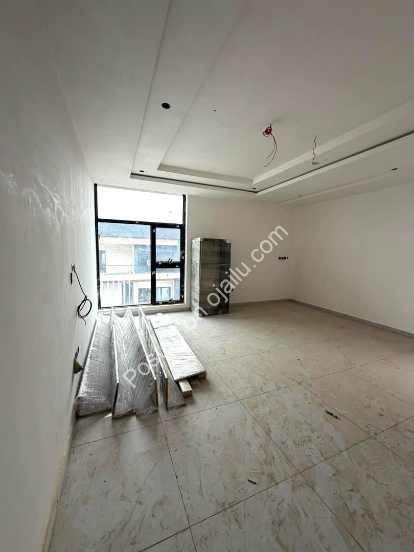 Katampe Palace: 6BR Duplex with Pool & BQ