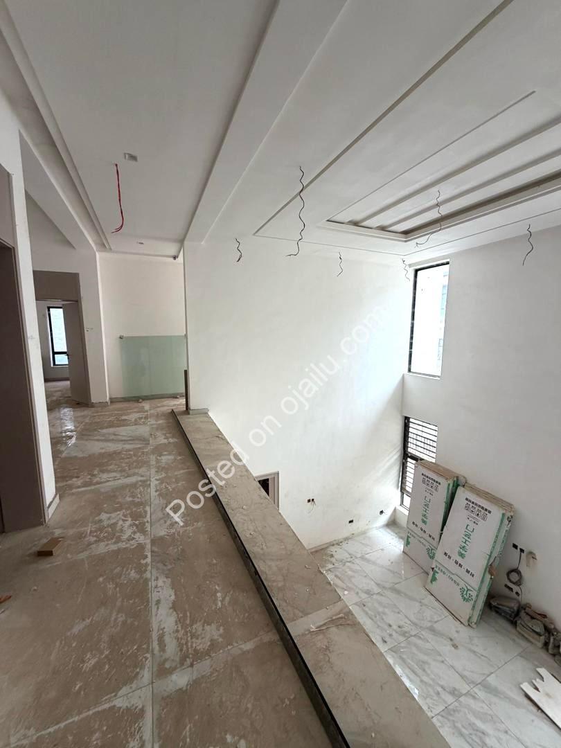 Katampe Palace: 6BR Duplex with Pool & BQ