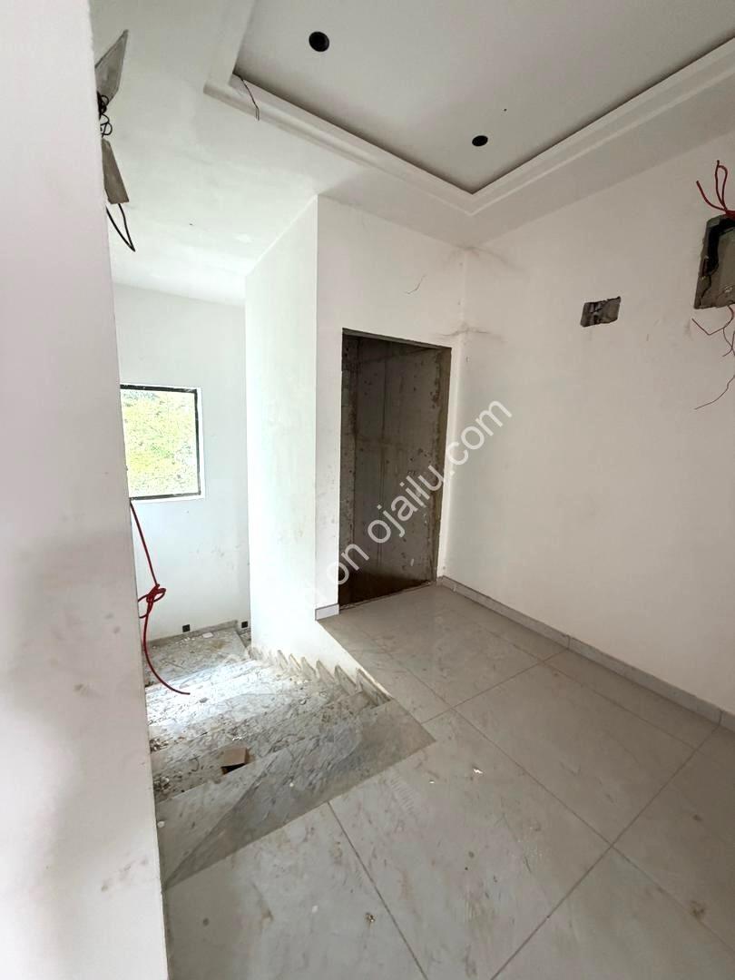 Katampe Palace: 6BR Duplex with Pool & BQ