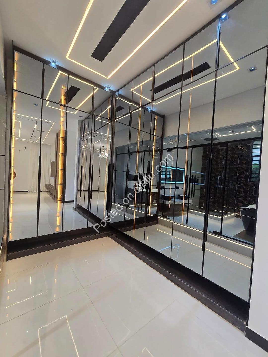 Lekki’s Ultimate 5-Bed Duplex with Pool & Cinema