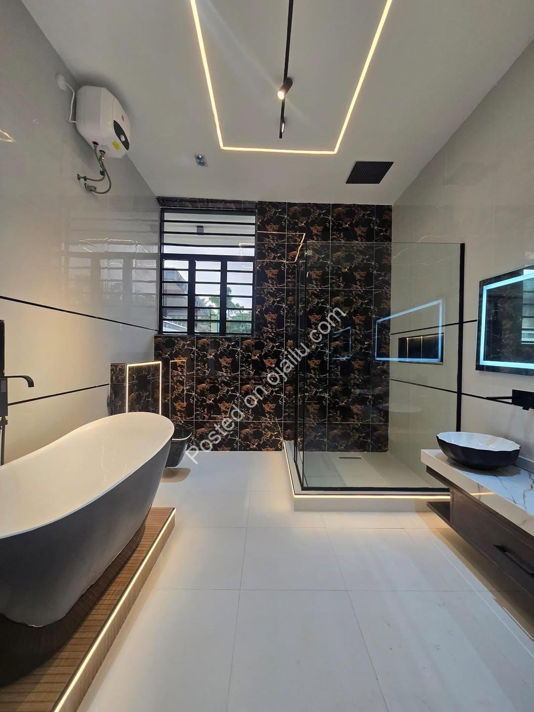 Lekki’s Ultimate 5-Bedroom Estate Oasis