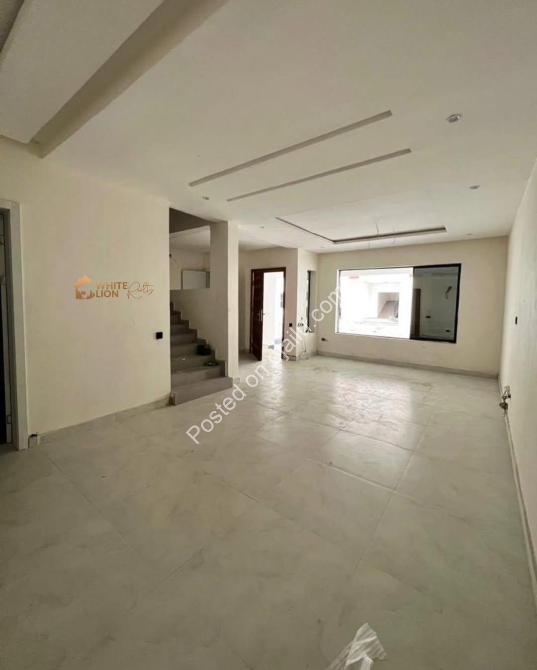 Lekki’s Finest: 4-Bed Terrace Duplex with Jacuzzi & CCTV