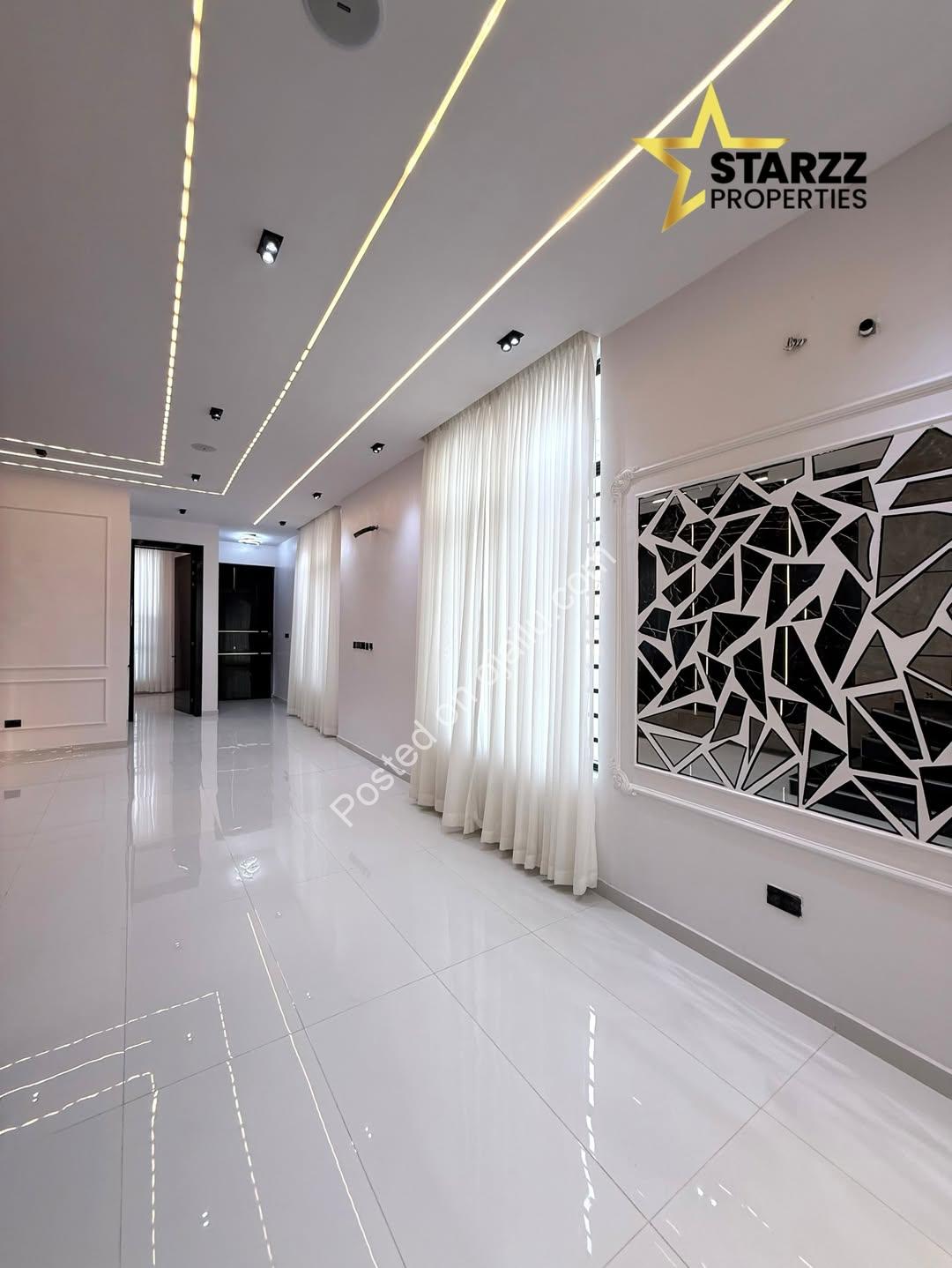 Sleek 5-Bed Oasis with Resort-Style Pool in Ikota