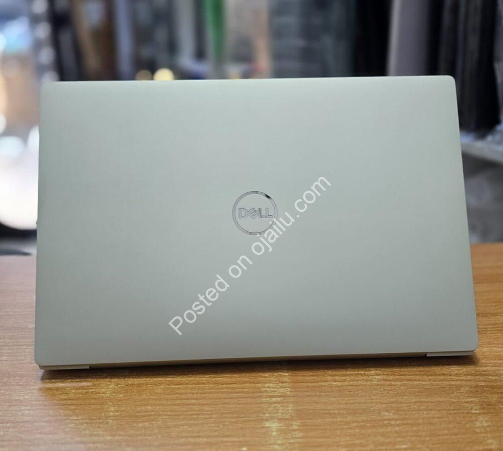 Unleash Power: Dell XPS 13″ 4K OLED Touchscreen