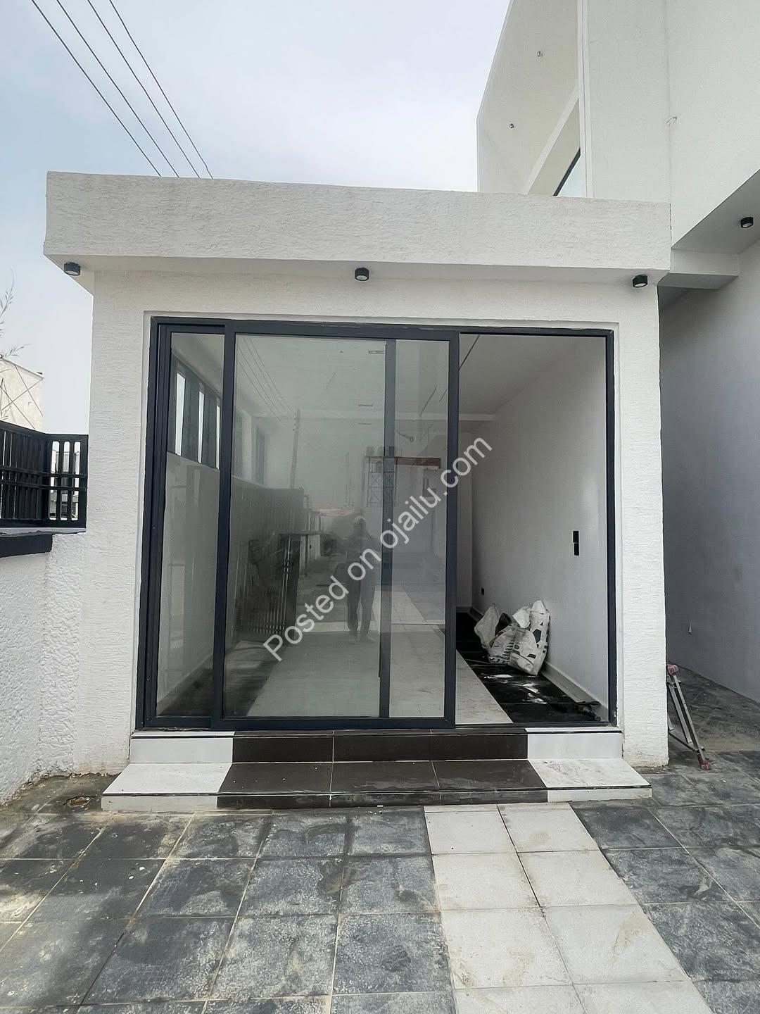 Exquisite 4-Bedroom Haven in Serene Ikota Estate