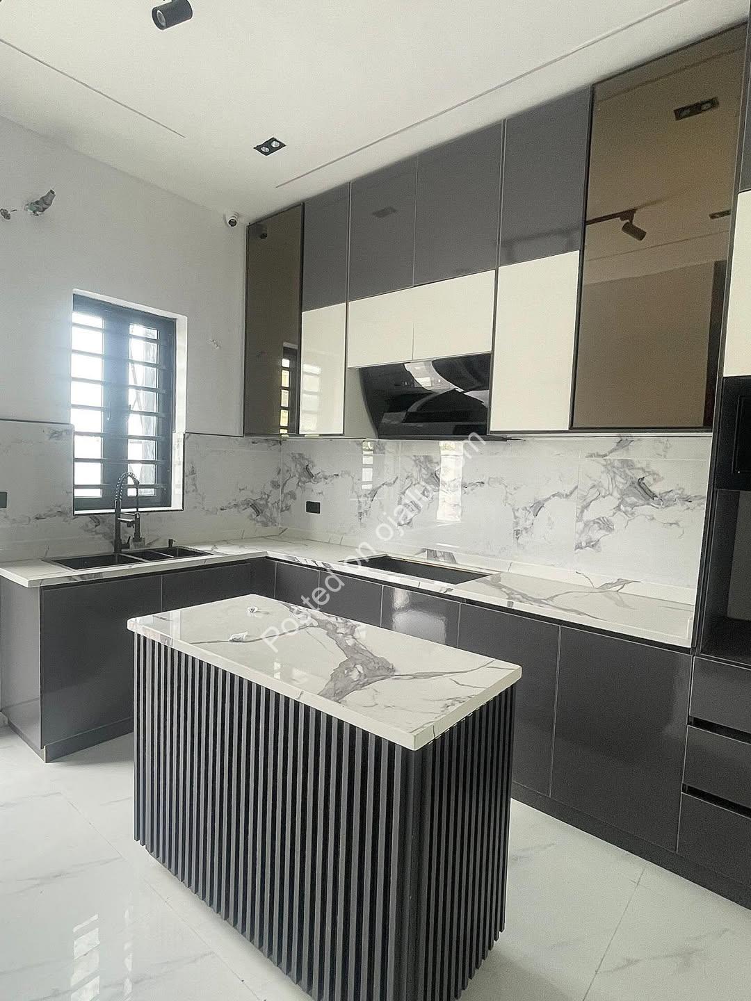 Exquisite 4-Bedroom Haven in Serene Ikota Estate